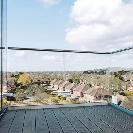 Easy Glass Pro - Q-Railing - Barandilla profesional comercial